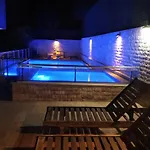 Oender * Çeşme