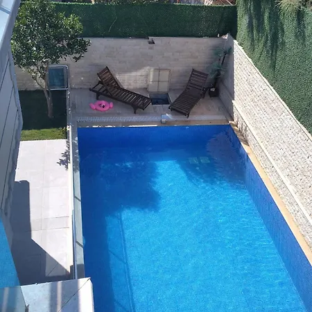 Oender Villa *